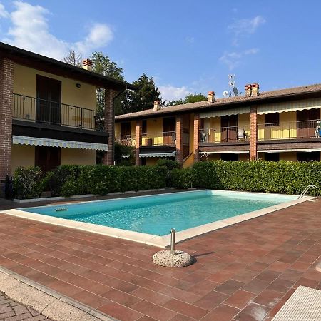 Pool - Marge Apartment - By Host4U Padenghe sul Garda Exterior foto